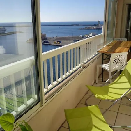 F4 Traversant, 75m2 Avec Garages Apartament *
