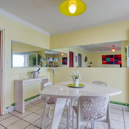 F4 Traversant, 75m2 Avec Garages Appartement