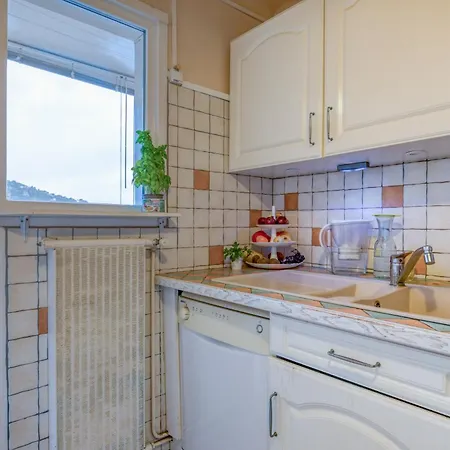 F4 Traversant, 75m2 Avec Garages