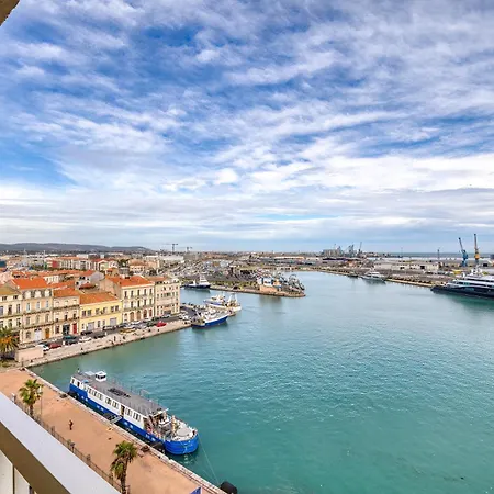 F4 Traversant, 75m2 Avec Garages Sète