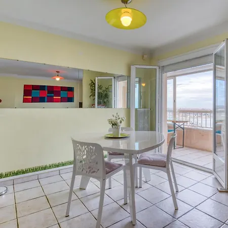 F4 Traversant, 75m2 Avec Garages Sète