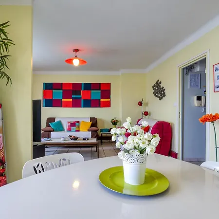 F4 Traversant, 75m2 Avec Garages Apartament Sète