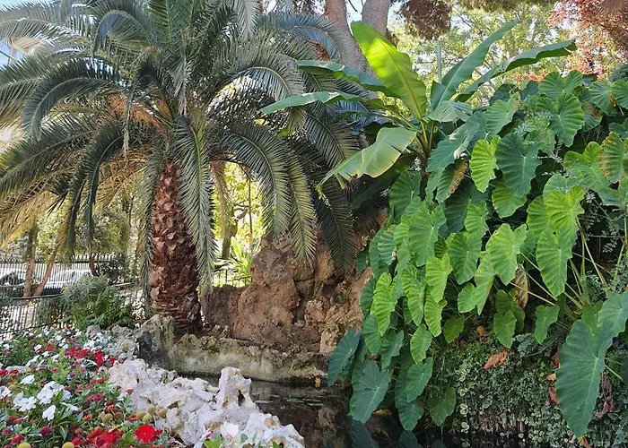 F4 Traversant, 75m2 Avec Garages Appartamento Sète