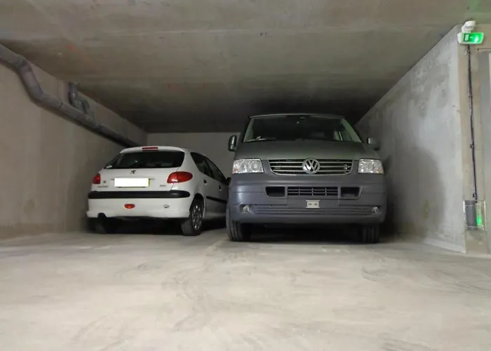 F4 Traversant, 75m2 Avec Garages